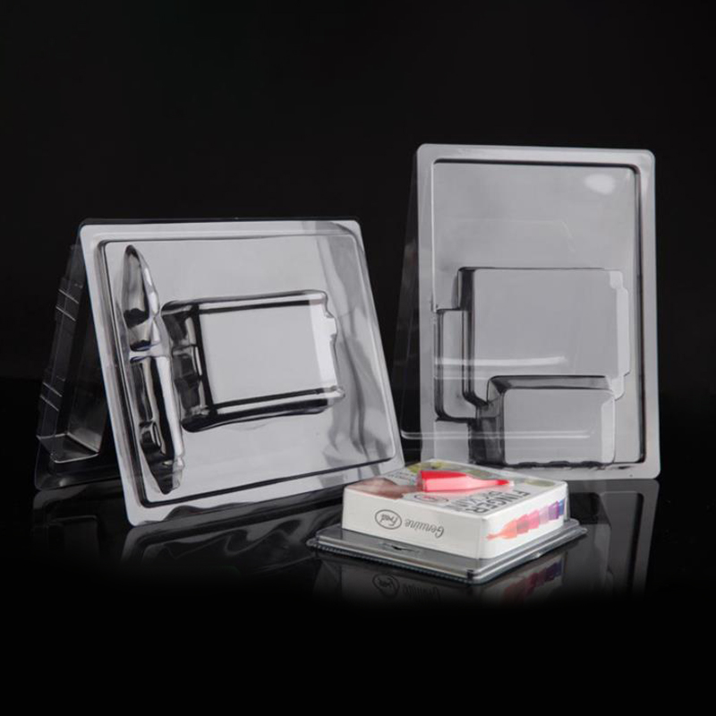 clamshell blister packaging